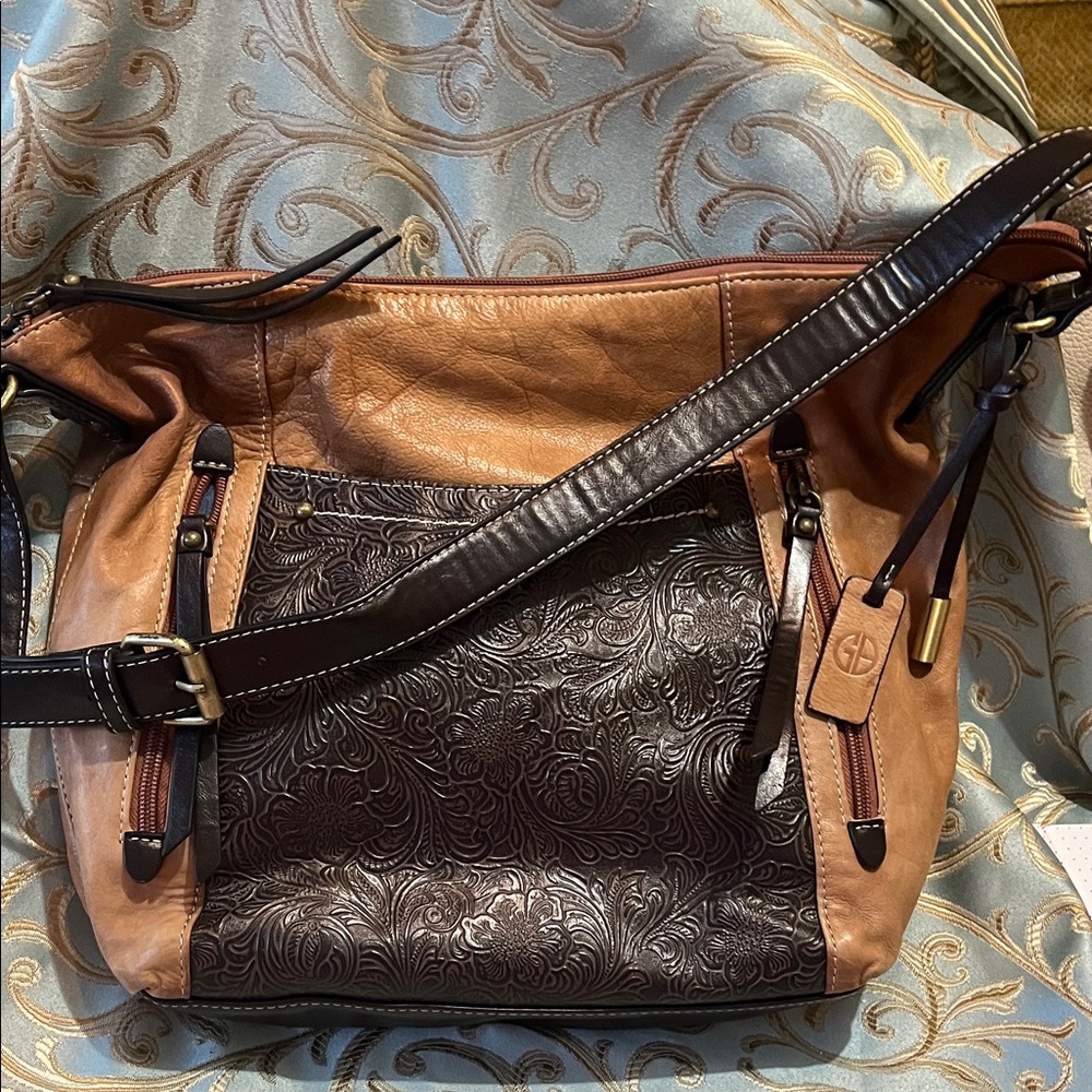 Brown and Tan Embossed Leather Shoulder Bag Gianni Bernini